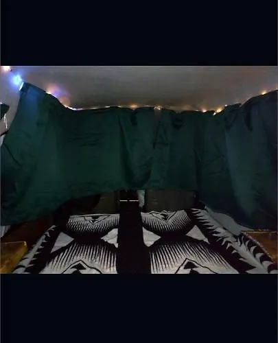 Classical Campervan To Rent For Over 25 Years Кемпинг Санта-Крус-де-Тенерифе