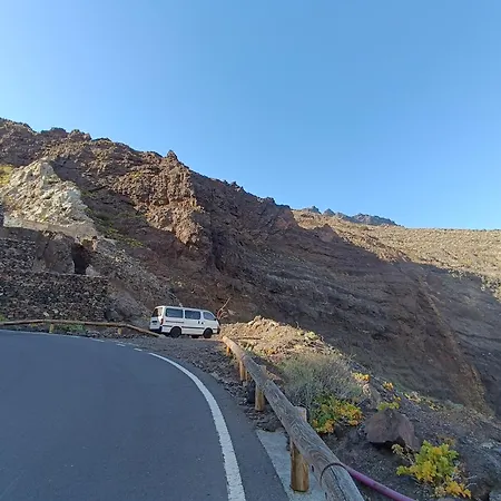 Classical Campervan To Rent For Over 25 Years * Santa-Cruz de Ténérife